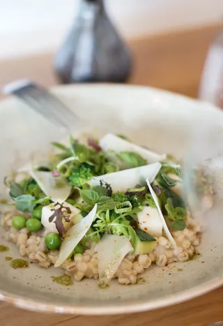 Orsotto, condiments locaux et herbes fraîches